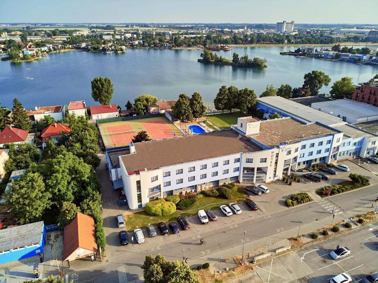 Hotel Senec Aqua Resort Esterno foto