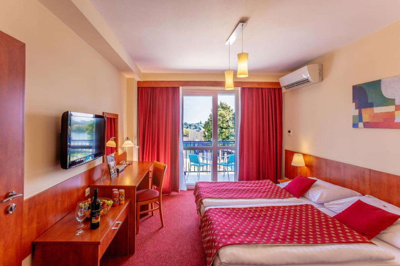 Hotel Senec Aqua Resort - Family Friendly Esterno foto