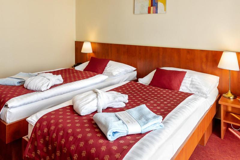 Hotel Senec Aqua Resort - Family Friendly Esterno foto