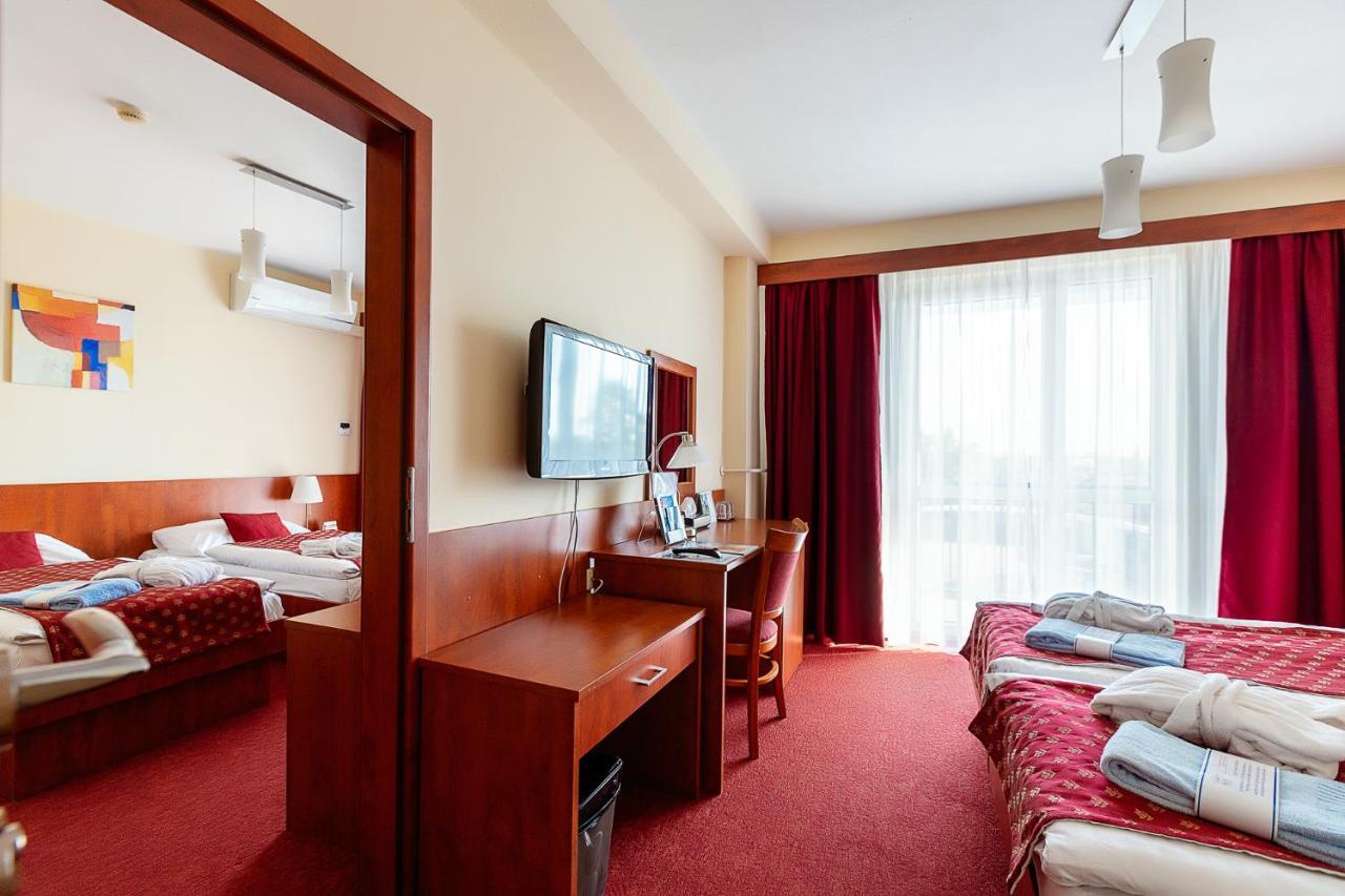 Hotel Senec Aqua Resort - Family Friendly Esterno foto